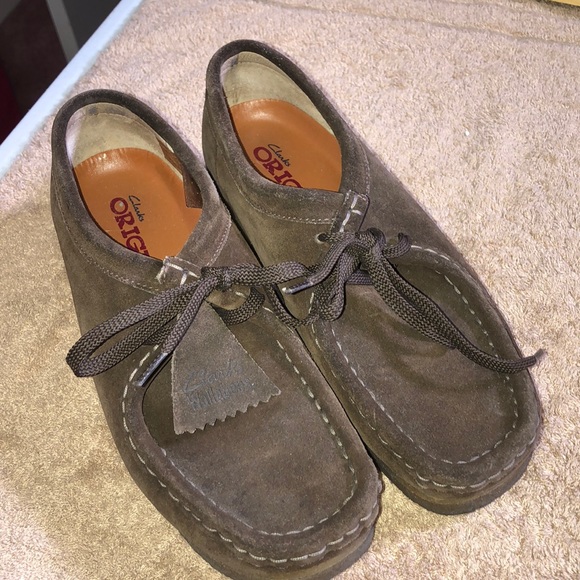 clarks shoes size 8